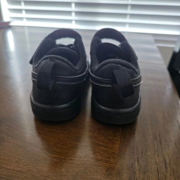 Nike Boys Borough Low Recraft Sneakers - Picture 5 of 5